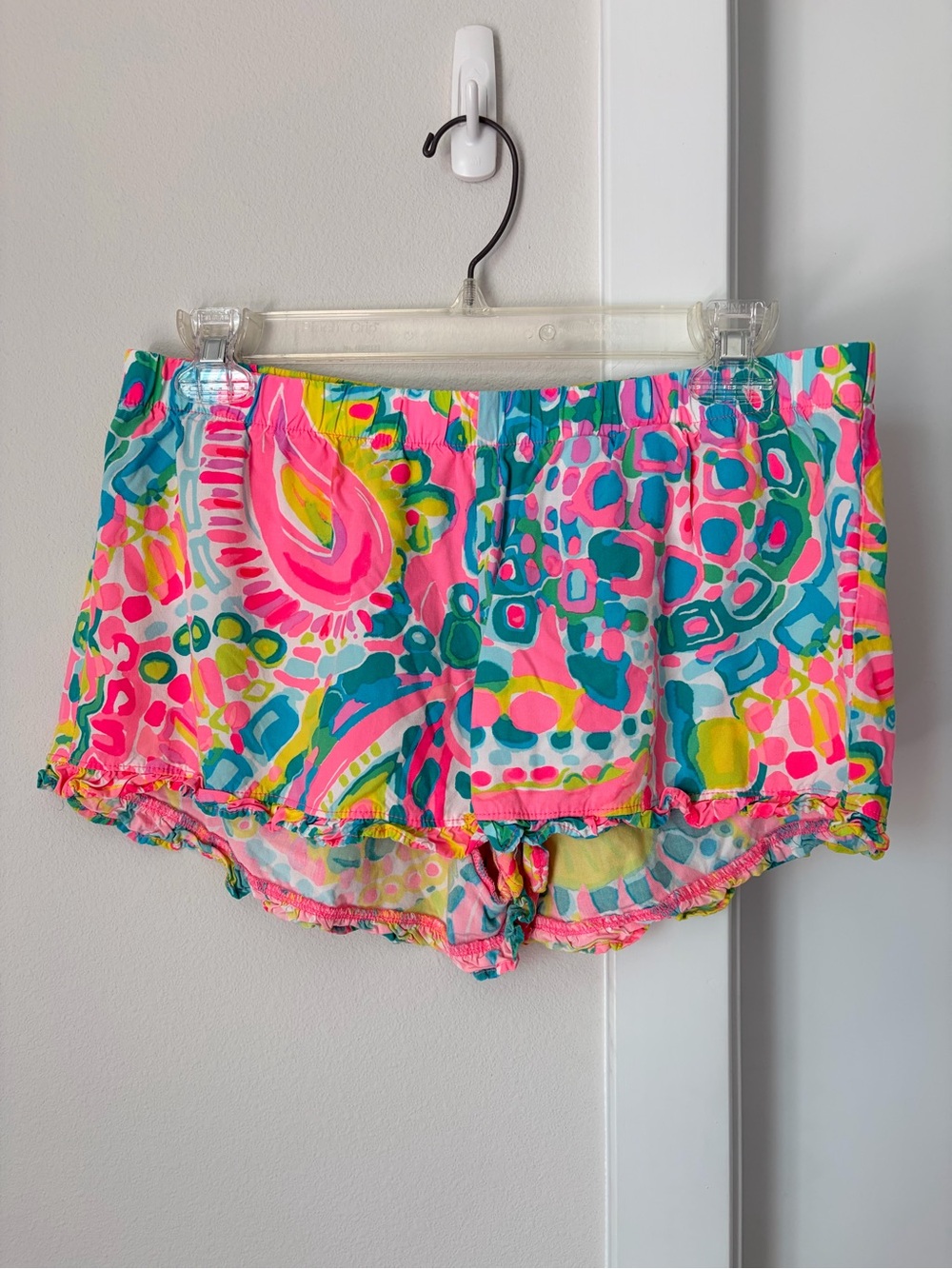 Lilly Pulitzer Kya Ruffle Short Size Small Come Out of Your Shell Lounge Pink